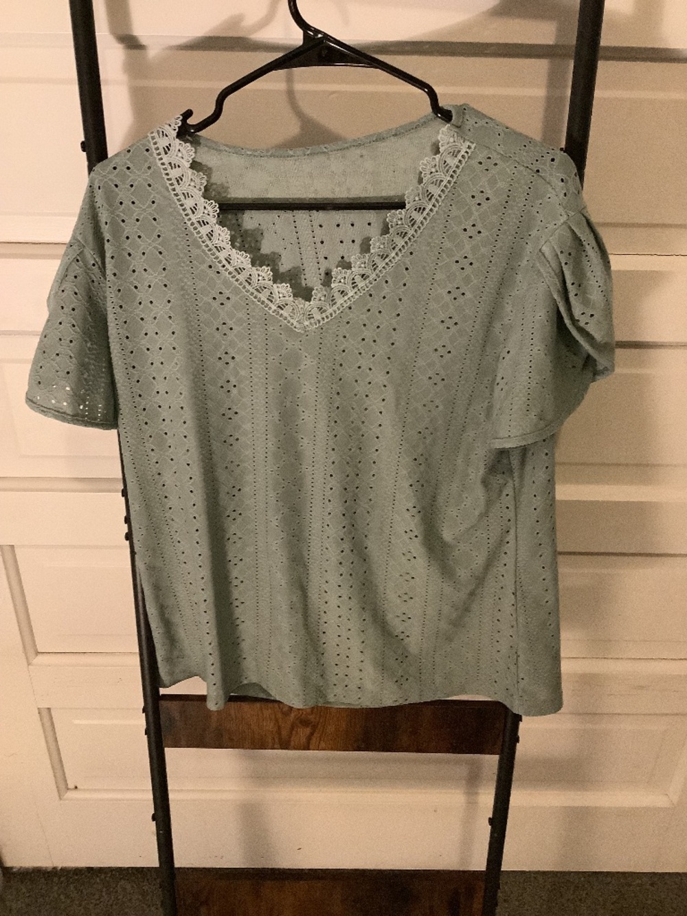 Three t shirt lot xl